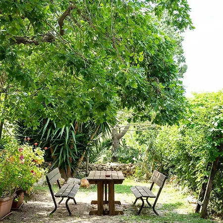 فندق مبيت وإفطار Casato Calabrese Nardò