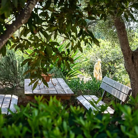 فندق مبيت وإفطار Casato Calabrese 3*